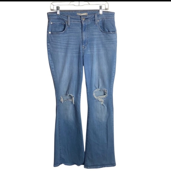 Levi’s726 Flare Jeans Women’s Size 32x32 Lightwash Distressed Western - Picture 1 of 8